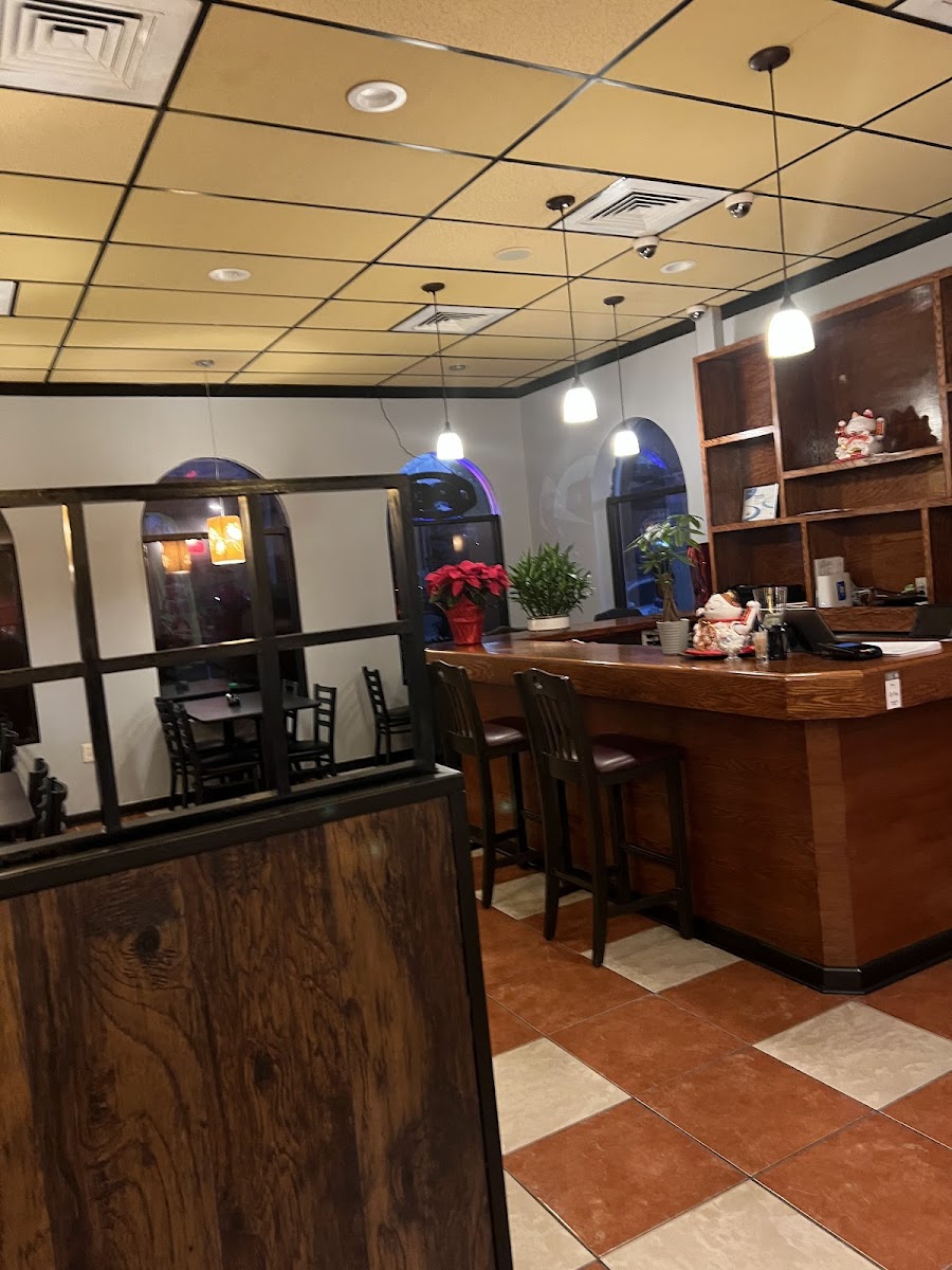 Asi-Fusion Asian Kitchen & Sushi Bar