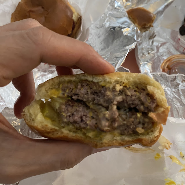 Shake Shake Burger