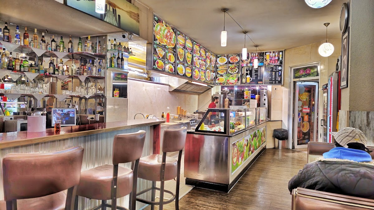 Avci Bistro