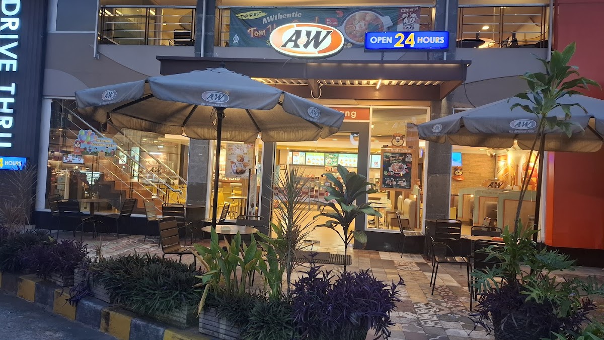 A&W Restoran - Teras Taman Mini