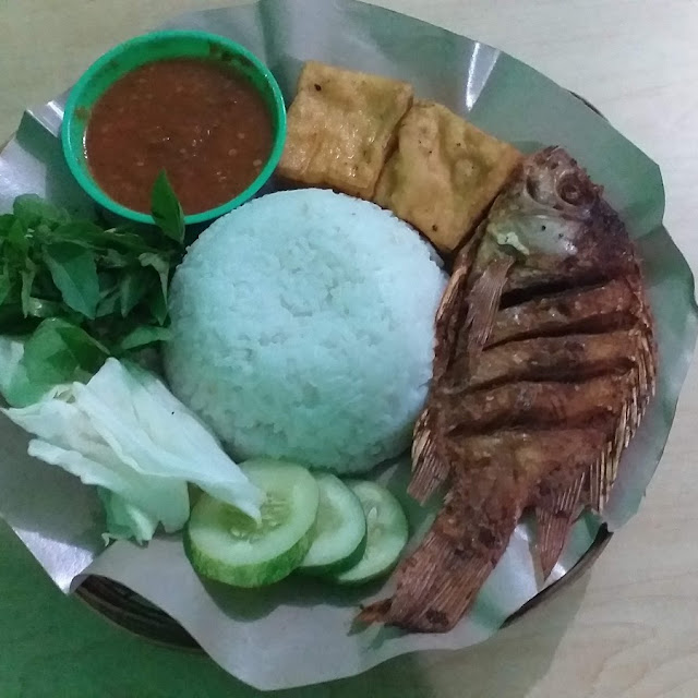 Nila Goreng Cuma 19 Ribu Ples Nasi