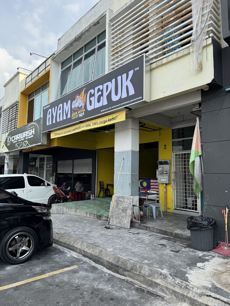 Ayam Gepuk The Cut Sini Puncak Alam