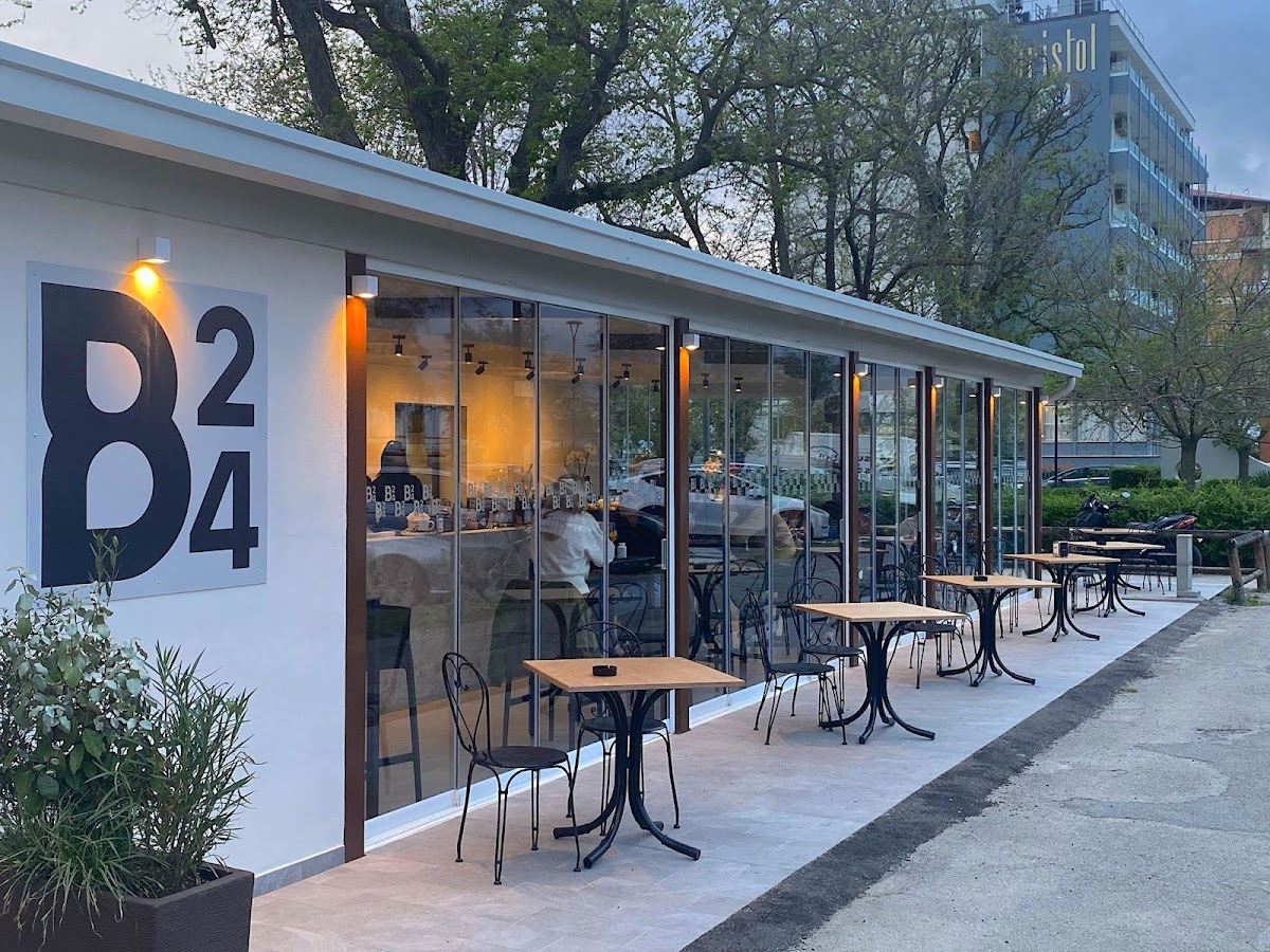 B24 Ristorante & Lounge Bar