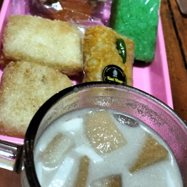 Wedang Bajigur & Jajan Pasar