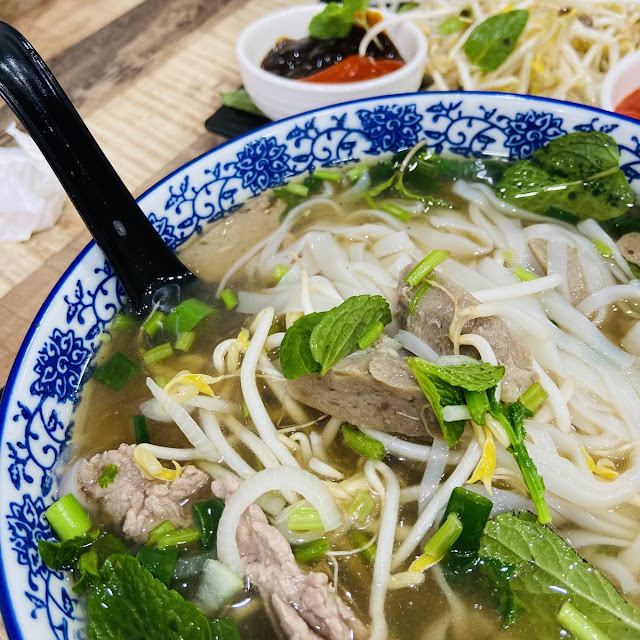 Rare Beef Noodle Soup
