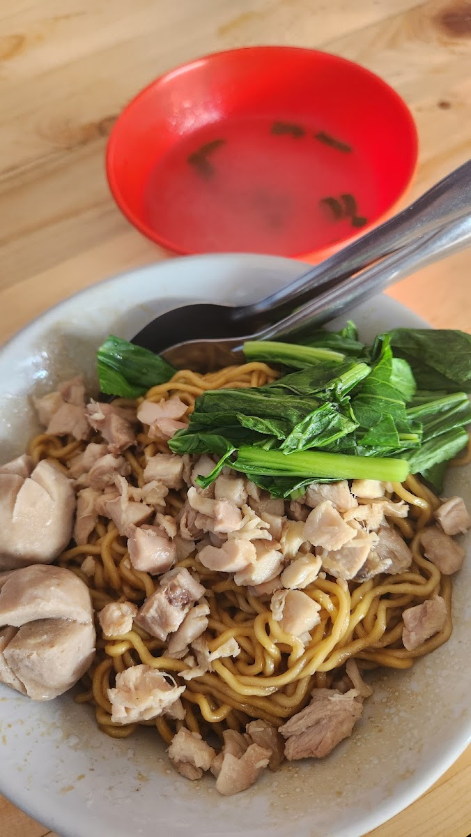 Bakmie Ayam Endut