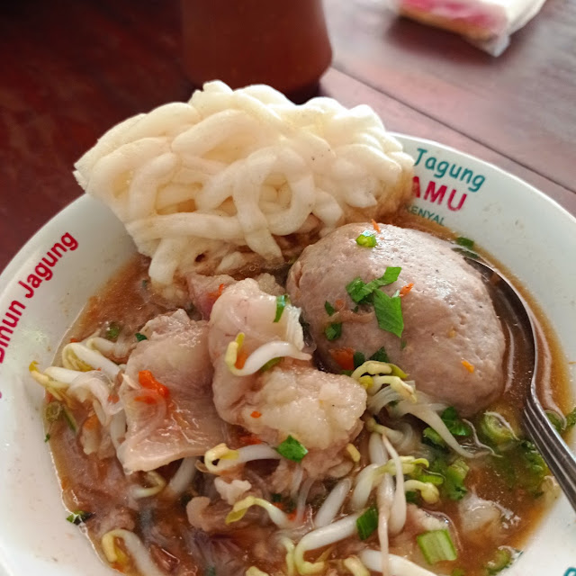 Bakso Telor Plus Tetelan Daging