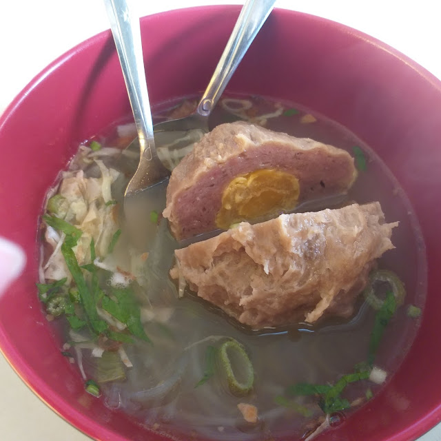 Bakso Kasar Dan Isi Telur Asin