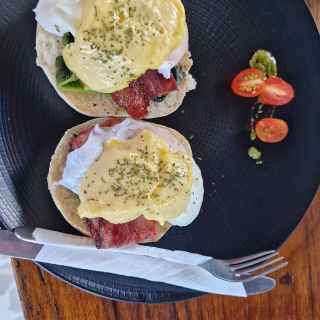 Egg Benedict