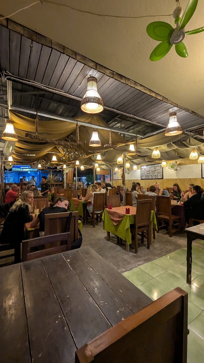 Bale Tajuk Cafe