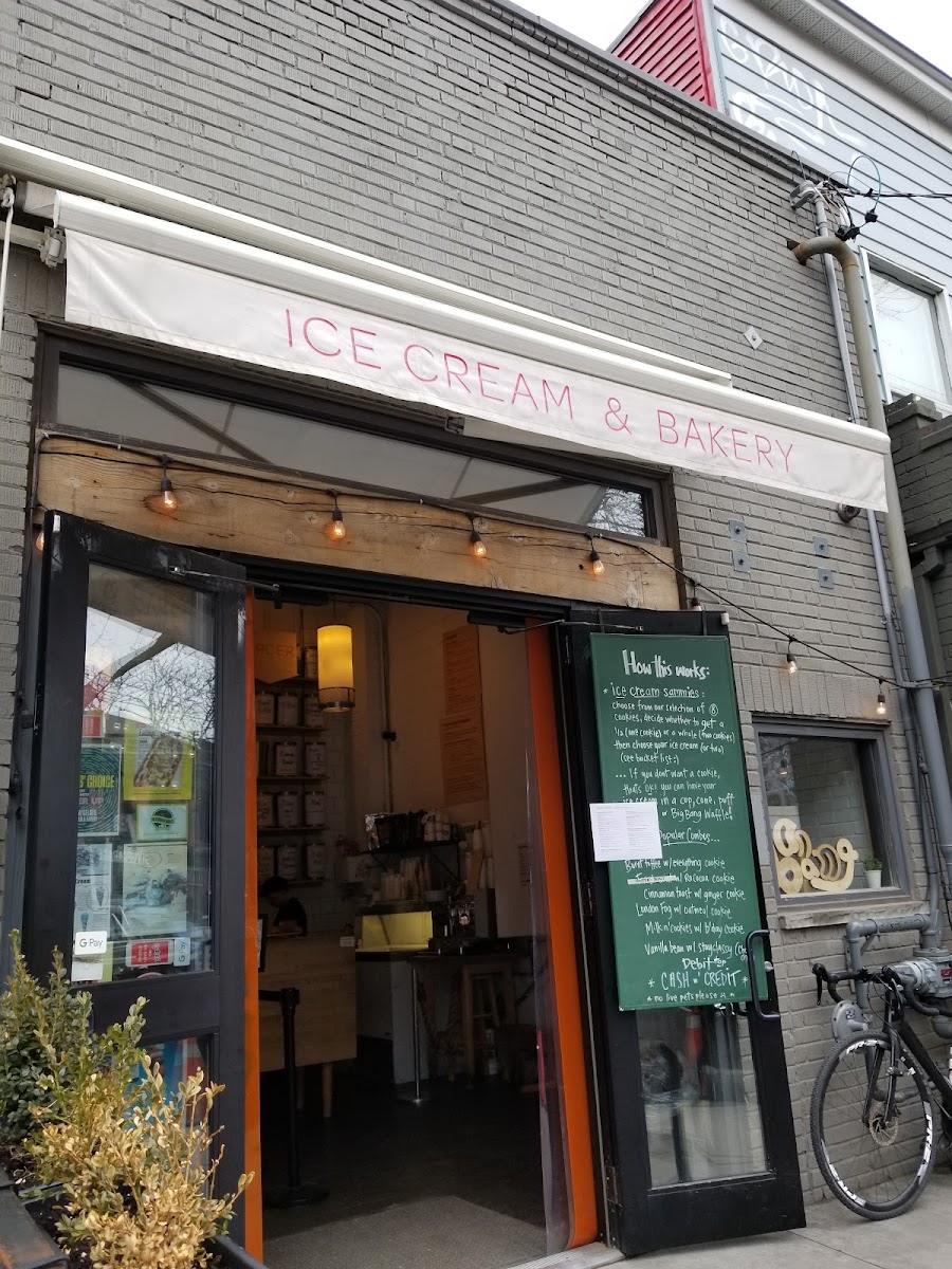 Bang Bang Ice Cream & Bakery
