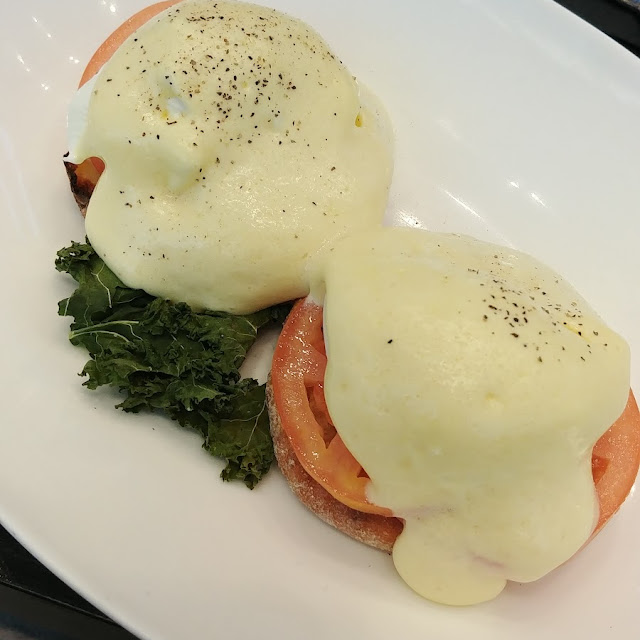 Eggs Benedict