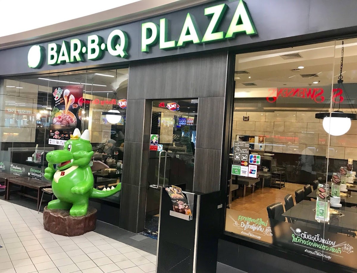 Bar-B-Q Plaza