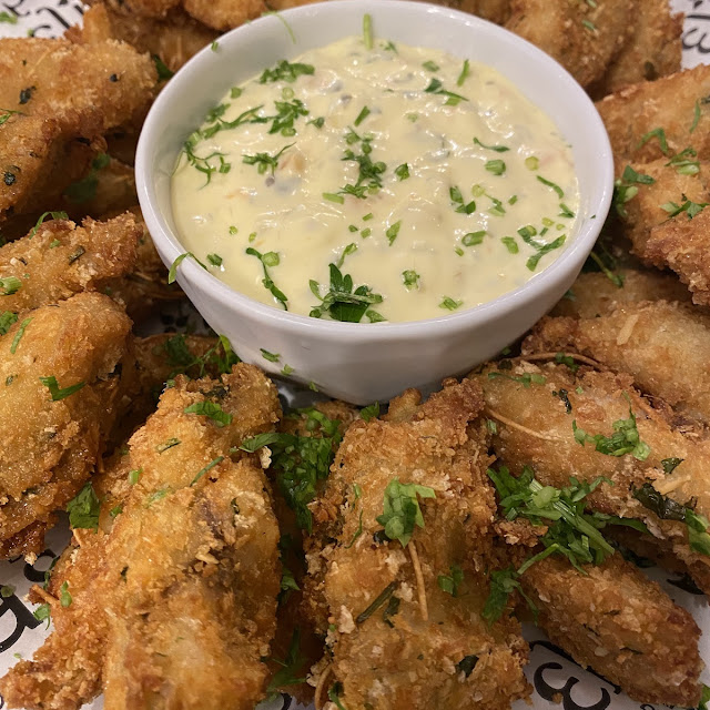 Iscas de Frango Com Molho
