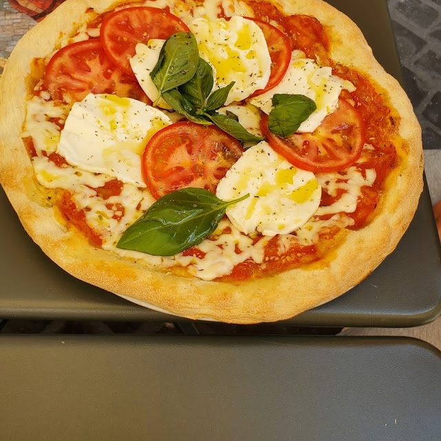Pizza Margherita
