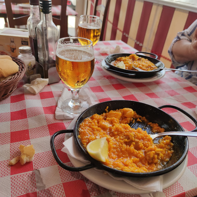 Paella de Arroz Con Jibia Y Pollo Esta Buenísima la Recomiendo