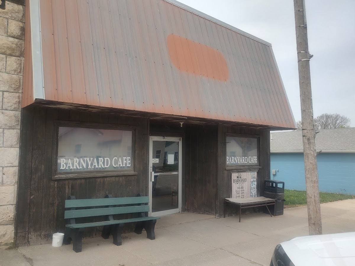 Barnyard Cafe - Alta Vista