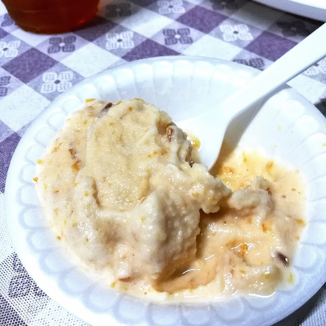 Homemade Peach Ice Cream