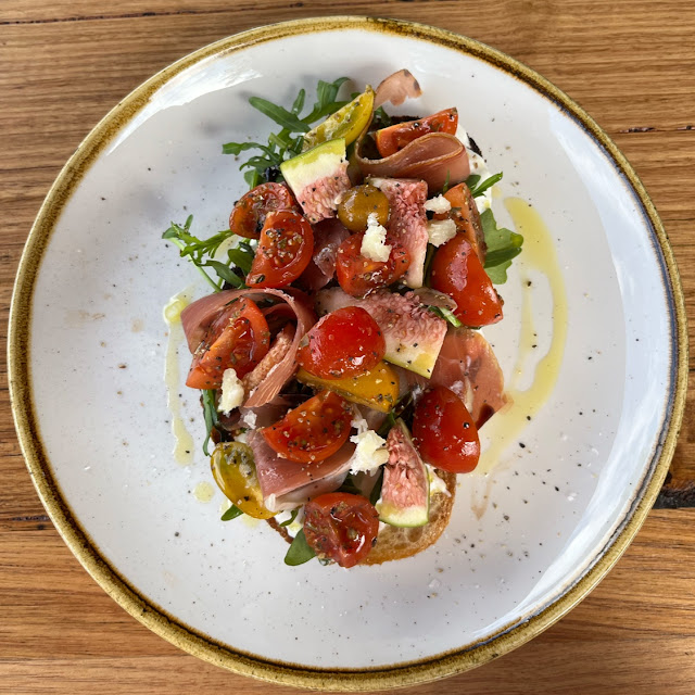 Fig Bruschetta