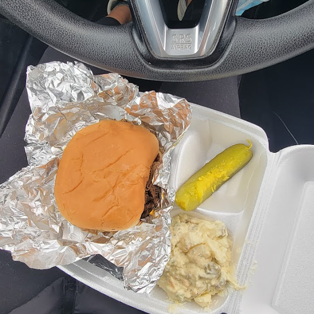 Pulled Pork Sandwich Platter