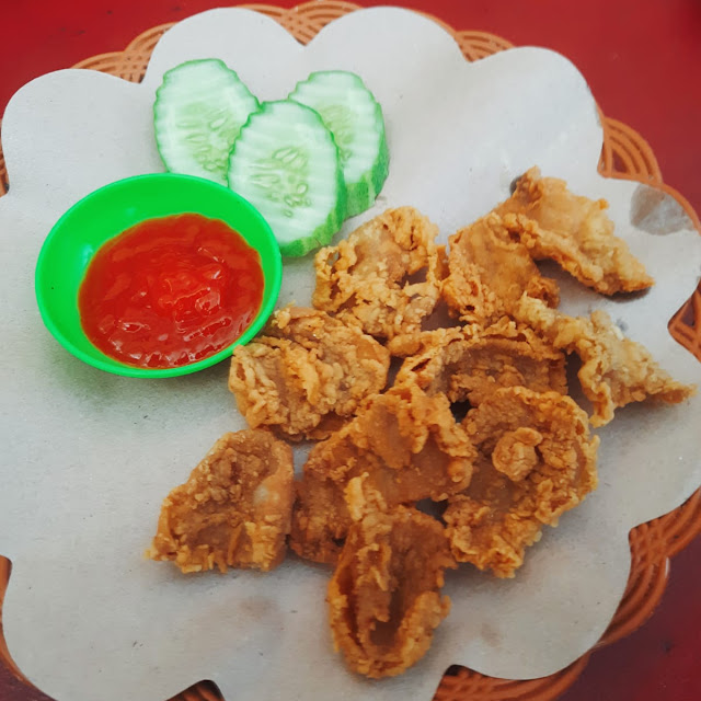 Nasi Kulit Ayam Crispy