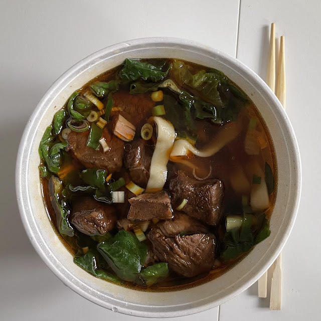 Scharfe Nudelsuppe Mit Rindfleisch