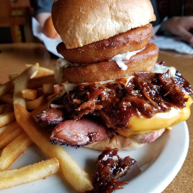 Mills Mountain Burger