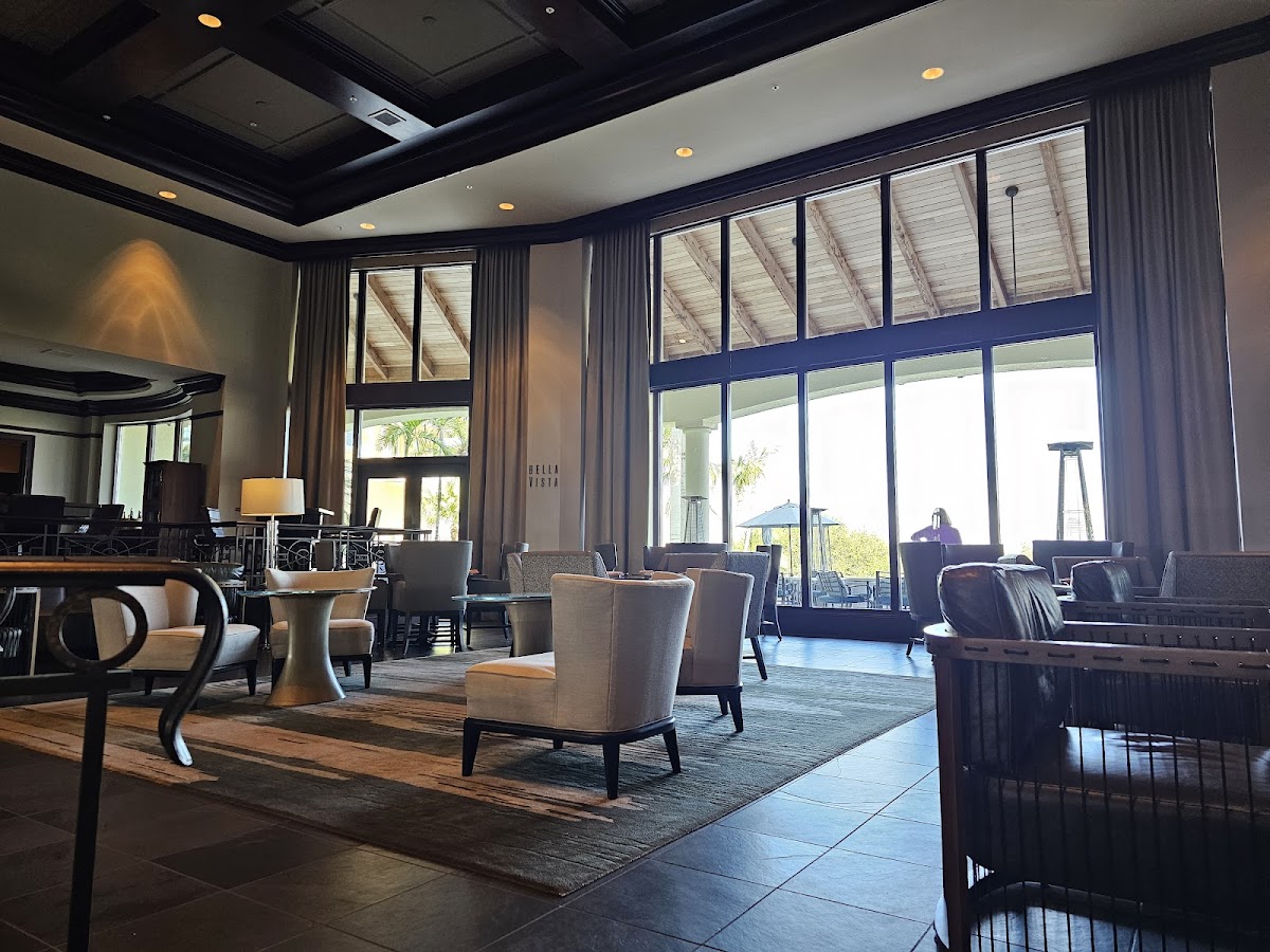 Bella Vista Lounge