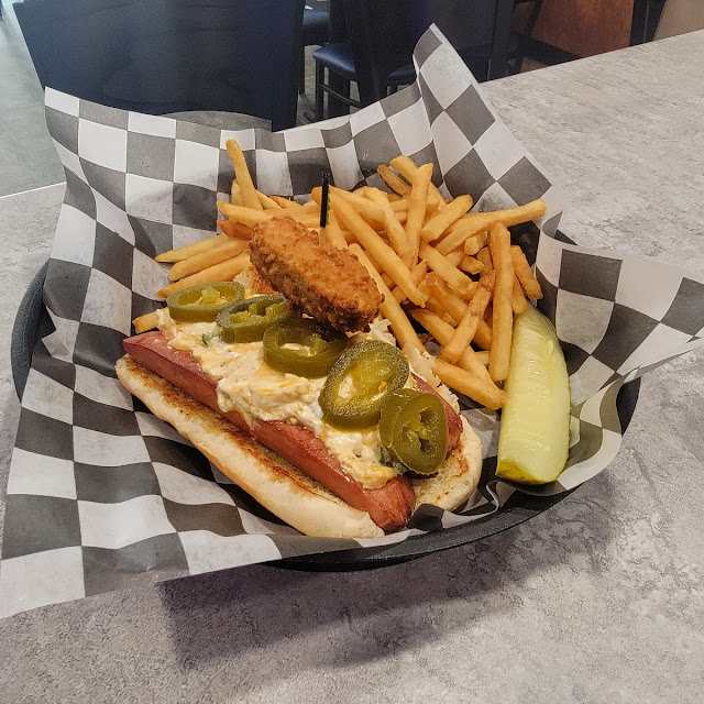 Jalapeno Popper Big Dog Basket
