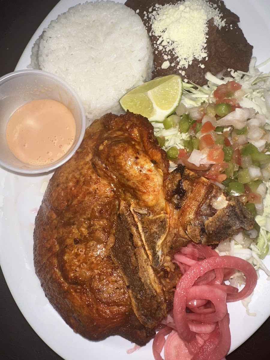 Bendicion Catracha food truck