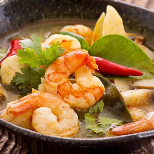 Thai Green Curry King Prawns & Veg