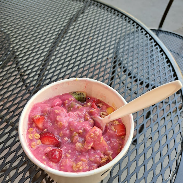 Pitaya Dragonfruit Bowl