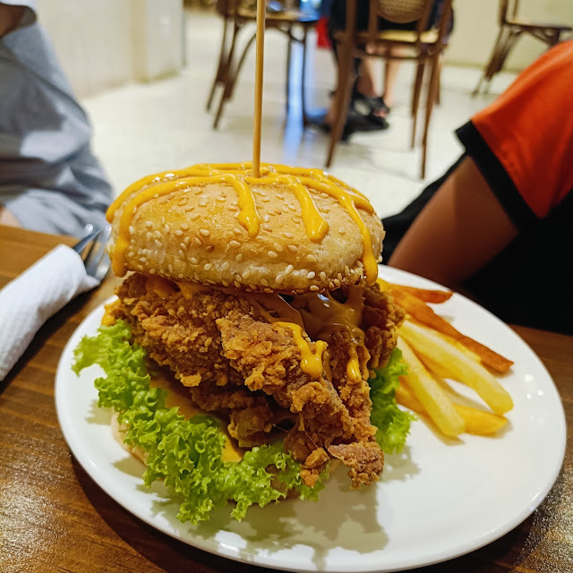 single chicken burger 单层鸡肉汉堡