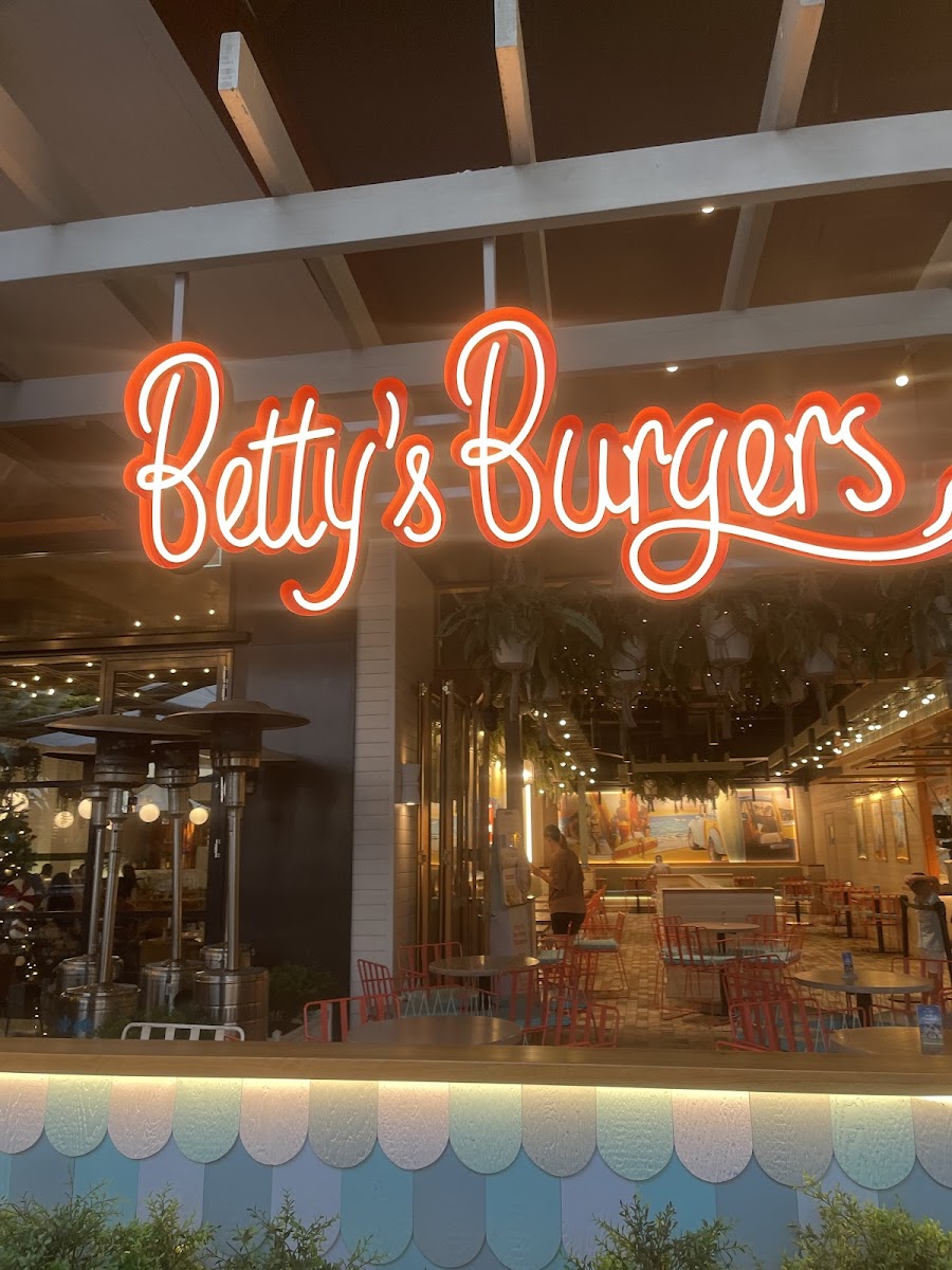 Betty's Burgers - Kessels Rd