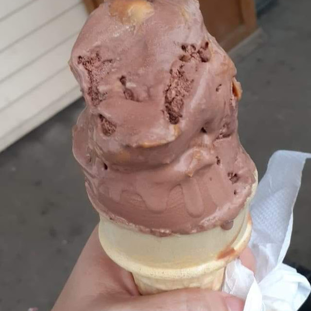 Peanut Butter Chocolate Ice Cream