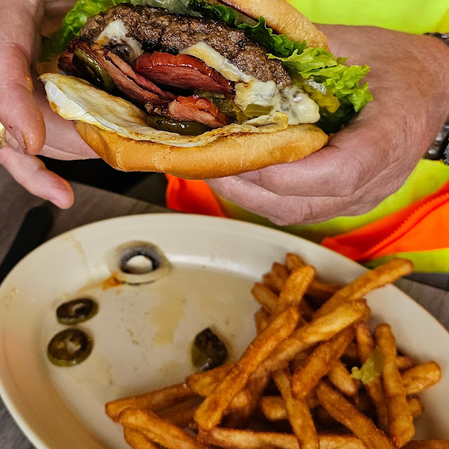 Alamo Burger