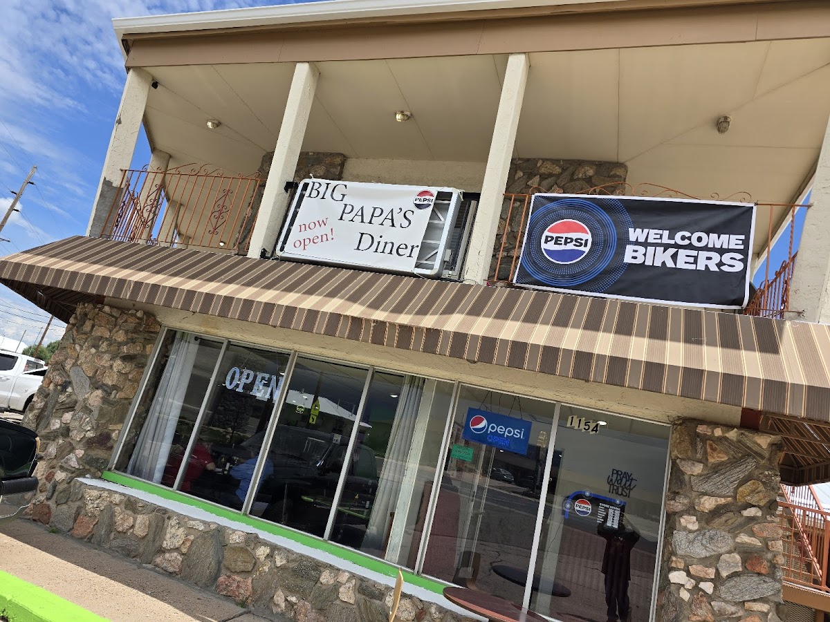 BIG PAPA'S DINER