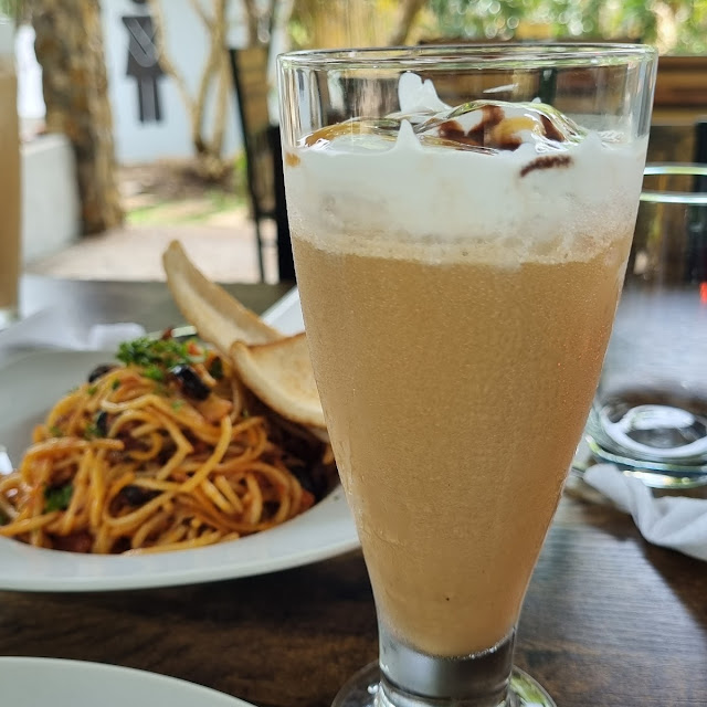 Signature Toffee Frappe