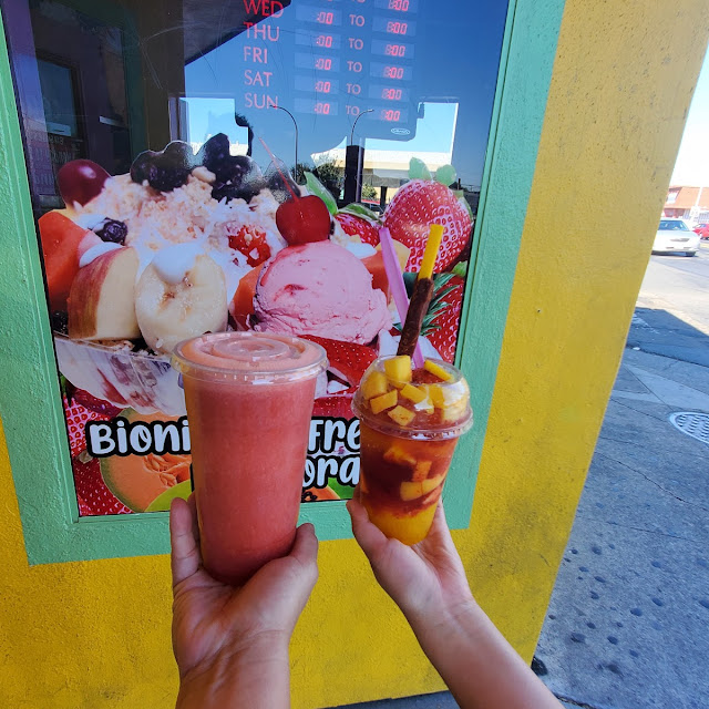 Mangonadas & Strawberries Aguas Frescas
