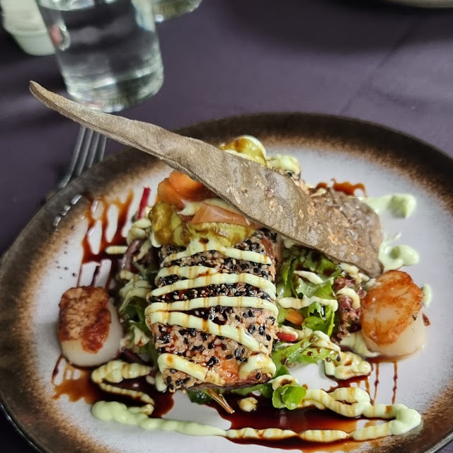 Salmon & Scallops