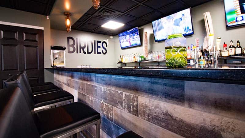 Birdies Bar & Grill