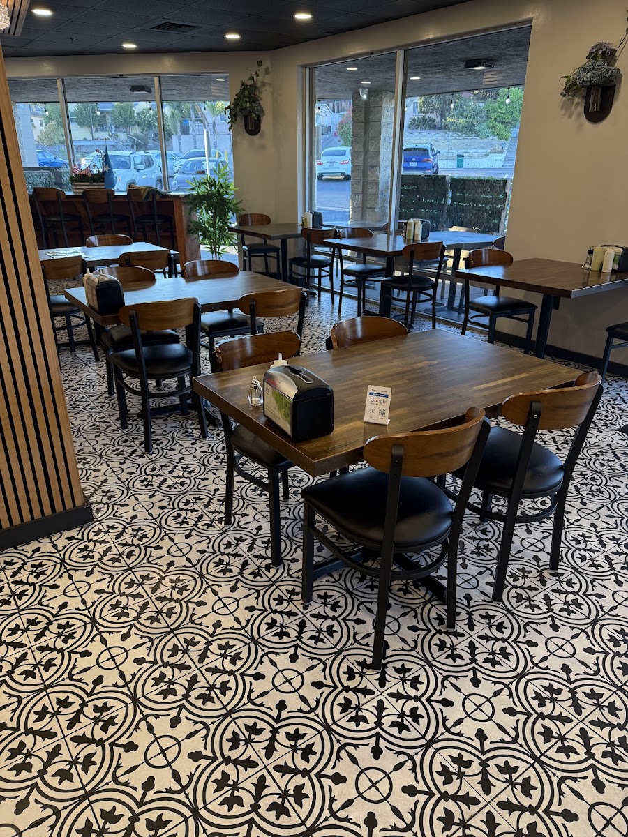 Bisbas Restaurant