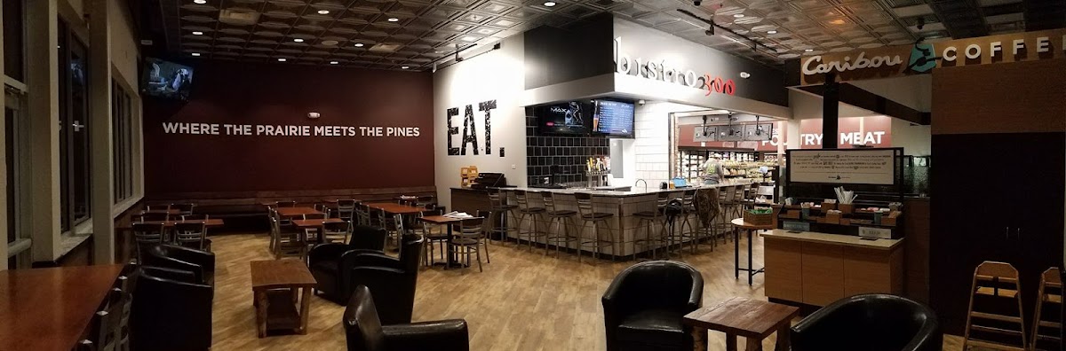 Bistro 300 Bar & Grill