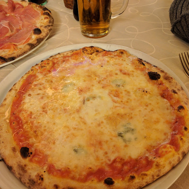 Pizza 4 Formaggi E Vodka