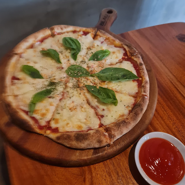 Margherita Pizza