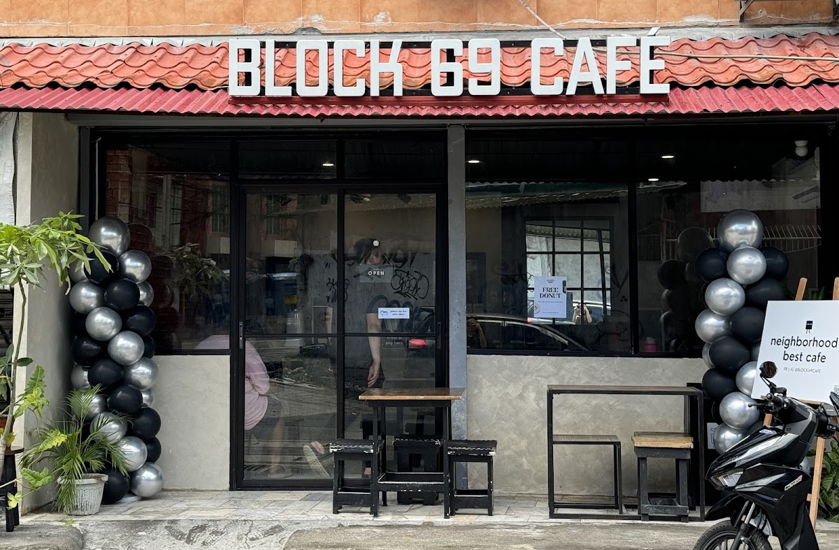 Block 69 Cafe