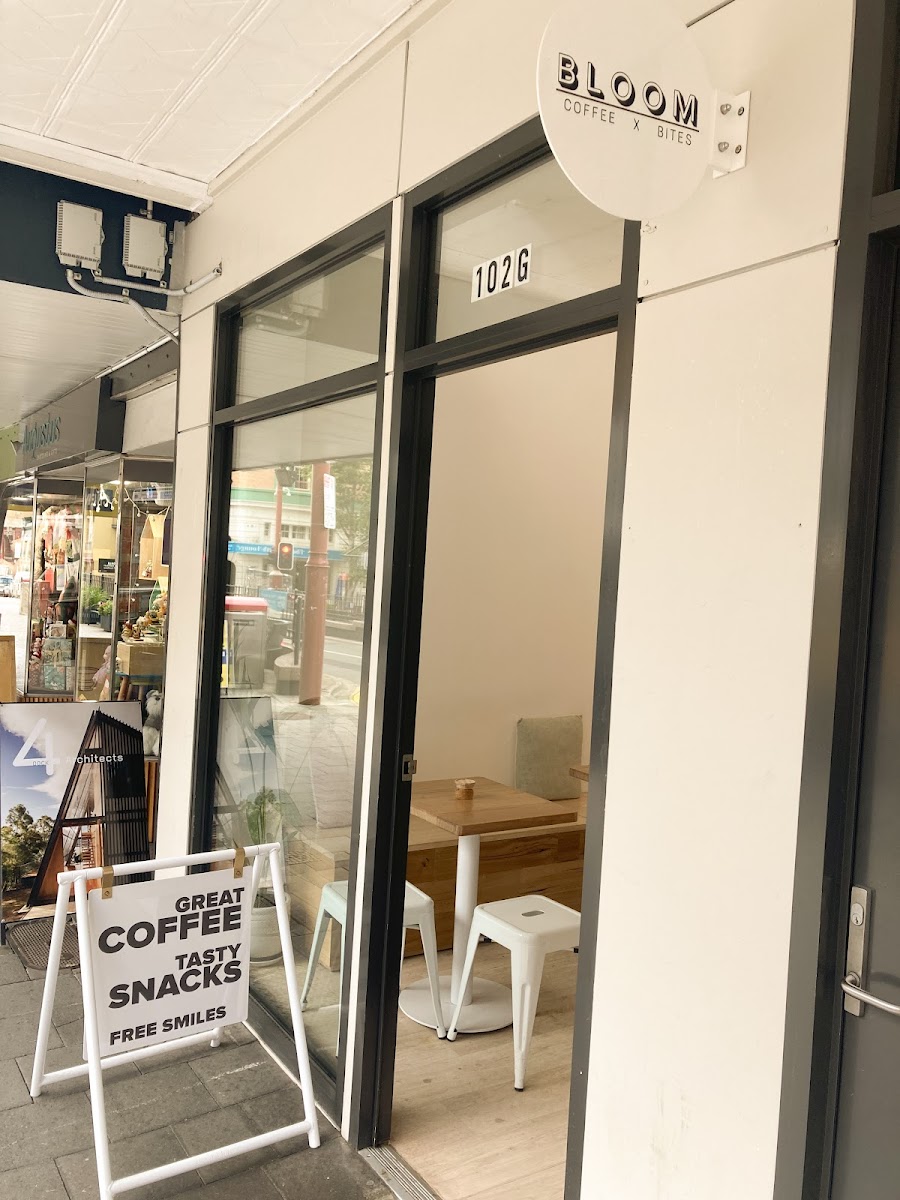 BLOOM Coffee x Bites