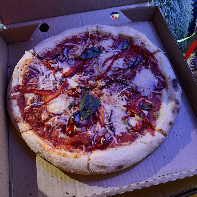 Margherita with Red Onion