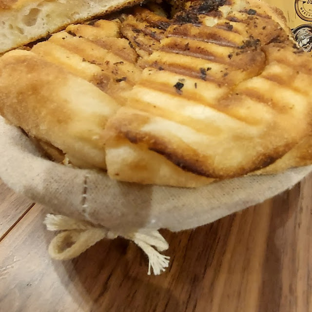 Crescia Al Tartufo