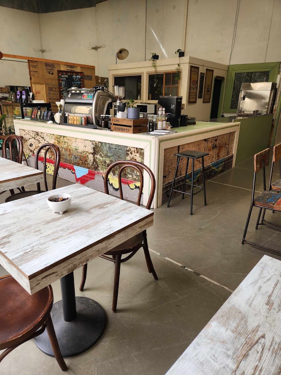 Bolt Roastery